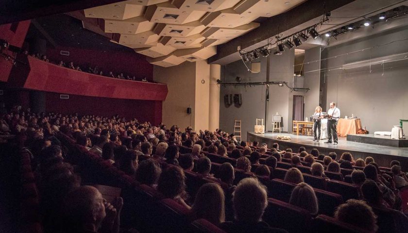 Π. Δασκαλάκη στο Λατώ fm:  Το Πανελλήνιο Φεστιβάλ Ερασιτεχνικού Θεάτρου Ιεράπετρας κάθε χρόνο “μεγαλώνει”, σημαντική η παρακαταθήκη στο τοπικό πολιτιστικό γίγνεσθαι (ηχητικό)